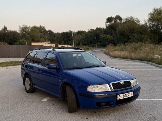 Синий Шкода Октавия, объемом двигателя 1.78 л и пробегом 256 тыс. км за 5500 $, фото 1 на Automoto.ua