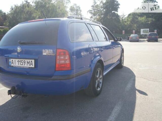 Синій Шкода Октавія, об'ємом двигуна 1.6 л та пробігом 255 тис. км за 5700 $, фото 1 на Automoto.ua