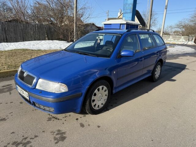 Синій Шкода Октавія, об'ємом двигуна 1.6 л та пробігом 231 тис. км за 4100 $, фото 1 на Automoto.ua