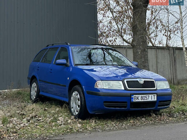 Синий Шкода Октавия, объемом двигателя 1.9 л и пробегом 349 тыс. км за 4399 $, фото 1 на Automoto.ua