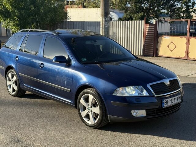 Синий Шкода Октавия, объемом двигателя 2 л и пробегом 234 тыс. км за 5700 $, фото 1 на Automoto.ua