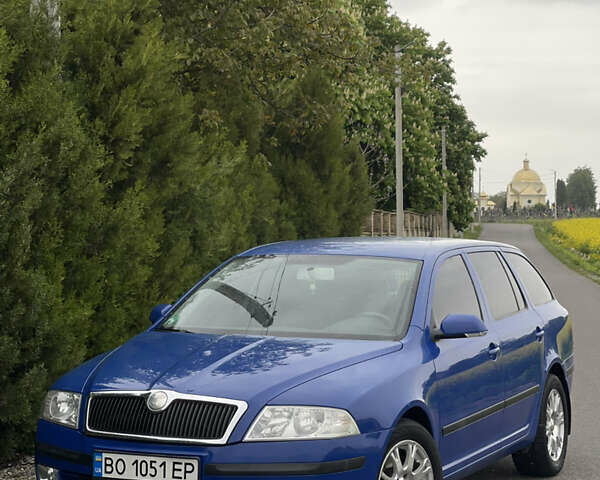 Синій Шкода Октавія, об'ємом двигуна 1.6 л та пробігом 245 тис. км за 6200 $, фото 1 на Automoto.ua