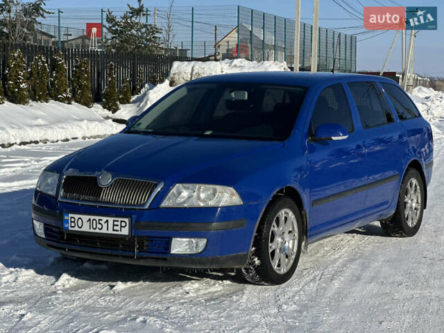 Синий Шкода Октавия, объемом двигателя 1.6 л и пробегом 248 тыс. км за 6200 $, фото 1 на Automoto.ua