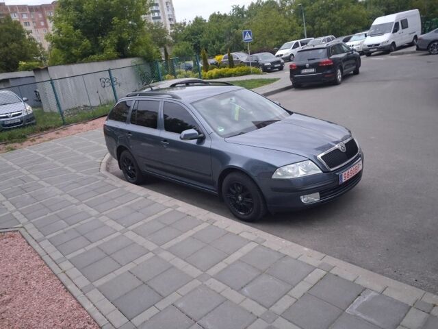 Синій Шкода Октавія, об'ємом двигуна 1.6 л та пробігом 214 тис. км за 2850 $, фото 1 на Automoto.ua
