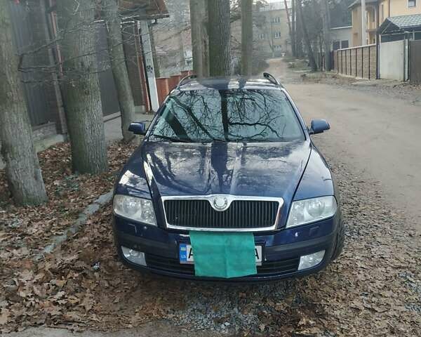 Синий Шкода Октавия, объемом двигателя 1.9 л и пробегом 422 тыс. км за 3500 $, фото 1 на Automoto.ua