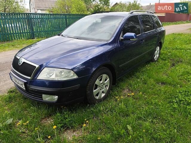 Синий Шкода Октавия, объемом двигателя 1.6 л и пробегом 240 тыс. км за 5900 $, фото 1 на Automoto.ua