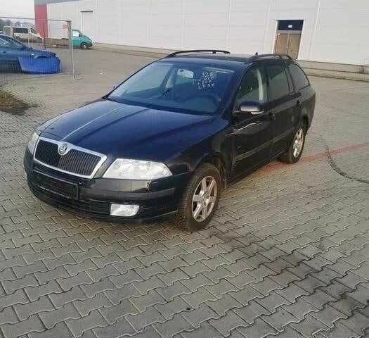 Синий Шкода Октавия, объемом двигателя 1.9 л и пробегом 302 тыс. км за 6980 $, фото 1 на Automoto.ua