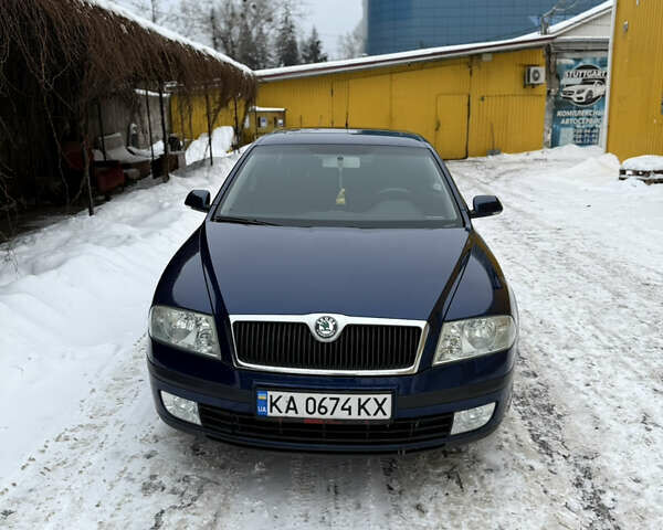 Синий Шкода Октавия, объемом двигателя 1.6 л и пробегом 273 тыс. км за 6200 $, фото 1 на Automoto.ua