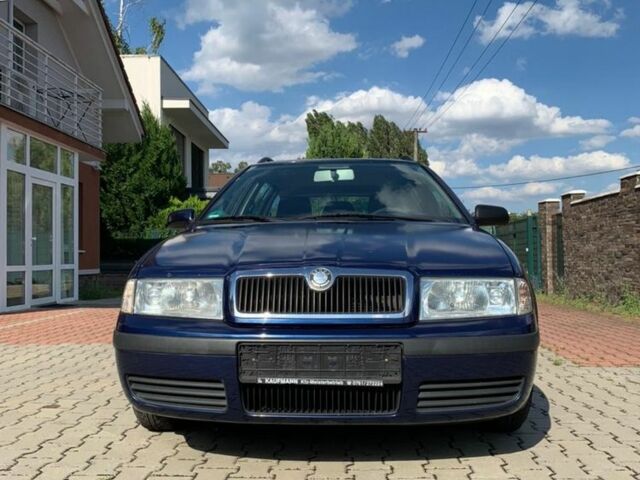 Синий Шкода Октавия, объемом двигателя 1.6 л и пробегом 248 тыс. км за 4700 $, фото 1 на Automoto.ua