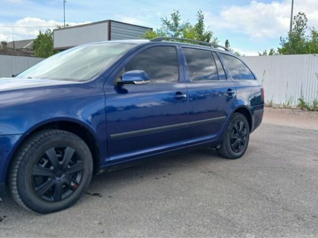 Синій Шкода Октавія, об'ємом двигуна 1.6 л та пробігом 212 тис. км за 6000 $, фото 1 на Automoto.ua