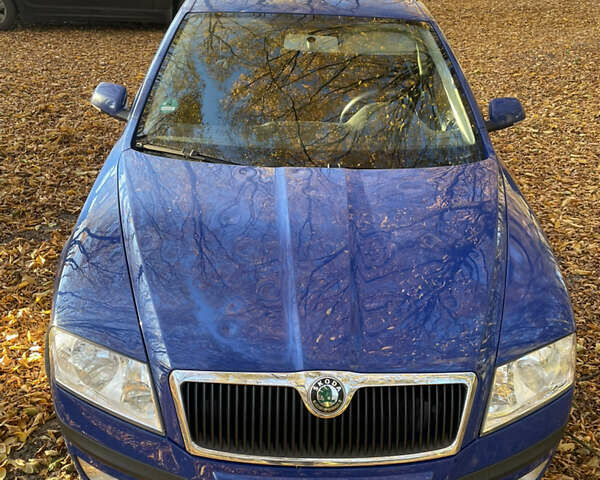 Синій Шкода Октавія, об'ємом двигуна 1.6 л та пробігом 350 тис. км за 4200 $, фото 1 на Automoto.ua