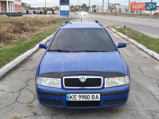 Синий Шкода Октавия, объемом двигателя 1.6 л и пробегом 271 тыс. км за 4600 $, фото 1 на Automoto.ua