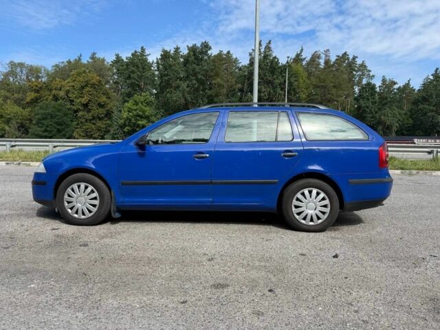 Синий Шкода Октавия, объемом двигателя 1.9 л и пробегом 300 тыс. км за 2697 $, фото 1 на Automoto.ua