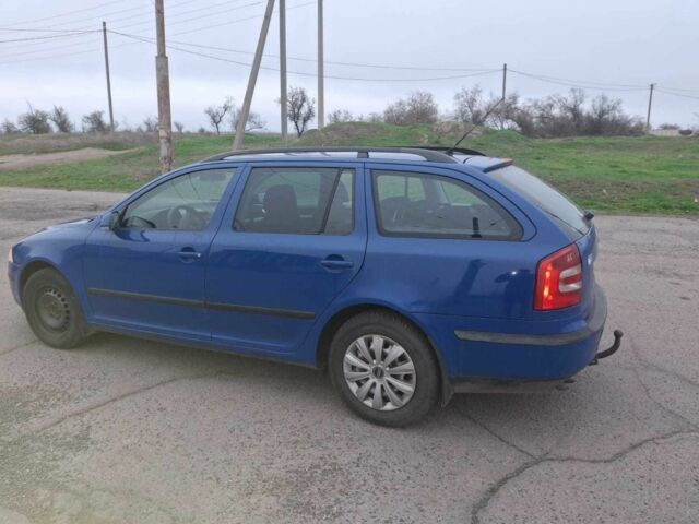 Синий Шкода Октавия, объемом двигателя 1.9 л и пробегом 380 тыс. км за 2600 $, фото 1 на Automoto.ua