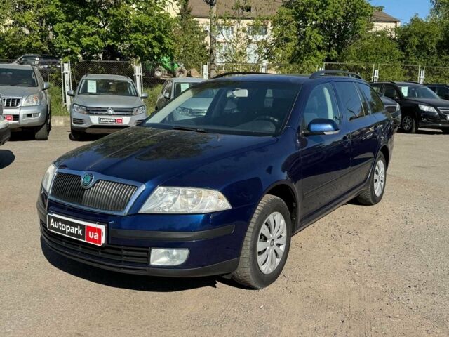 Синий Шкода Октавия, объемом двигателя 1.6 л и пробегом 202 тыс. км за 6240 $, фото 1 на Automoto.ua