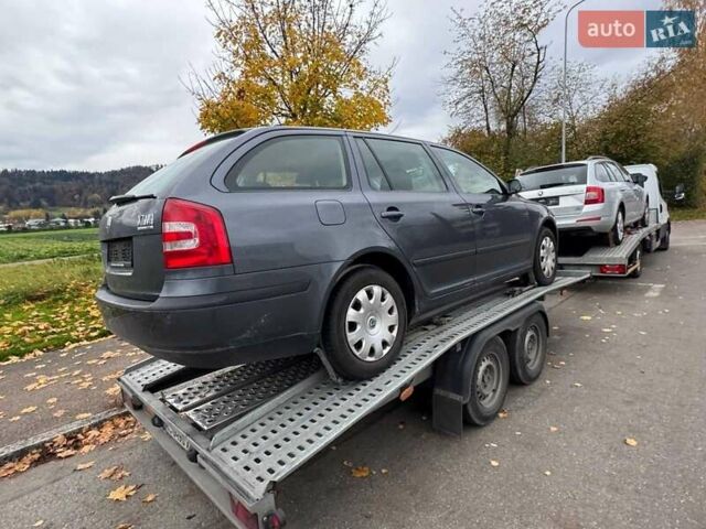 Синий Шкода Октавия, объемом двигателя 2 л и пробегом 319 тыс. км за 3600 $, фото 1 на Automoto.ua