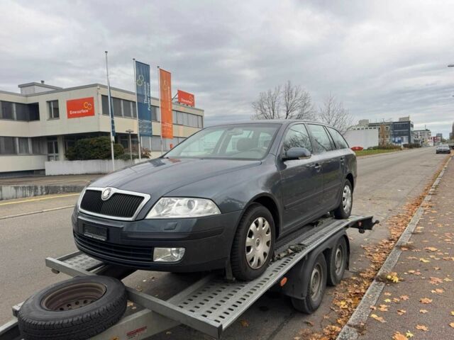 Синий Шкода Октавия, объемом двигателя 2 л и пробегом 319 тыс. км за 3600 $, фото 1 на Automoto.ua