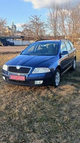 Синій Шкода Октавія, об'ємом двигуна 1.6 л та пробігом 267 тис. км за 6450 $, фото 1 на Automoto.ua
