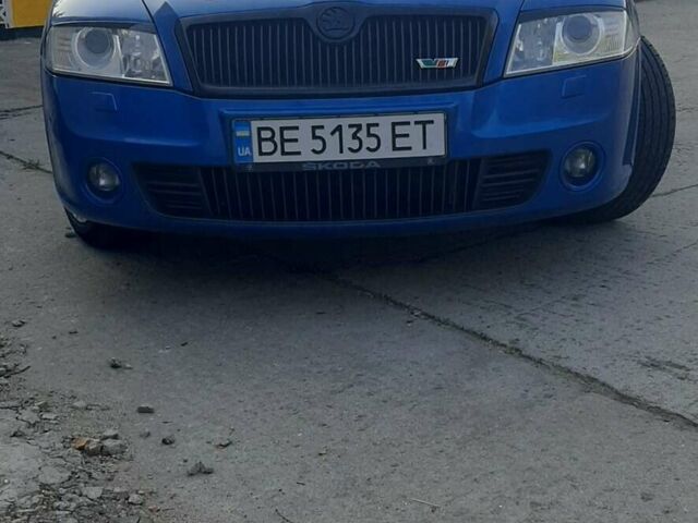 Синий Шкода Октавия, объемом двигателя 2 л и пробегом 255 тыс. км за 9000 $, фото 1 на Automoto.ua