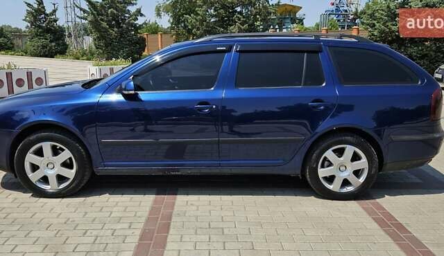 Синій Шкода Октавія, об'ємом двигуна 1.6 л та пробігом 235 тис. км за 6500 $, фото 1 на Automoto.ua