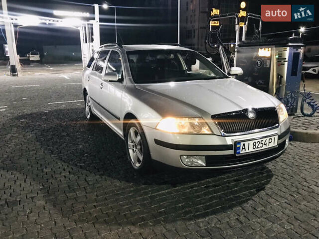 Синий Шкода Октавия, объемом двигателя 2 л и пробегом 310 тыс. км за 6800 $, фото 1 на Automoto.ua