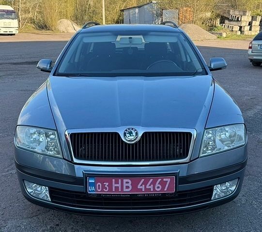 Синій Шкода Октавія, об'ємом двигуна 1.6 л та пробігом 190 тис. км за 6800 $, фото 1 на Automoto.ua