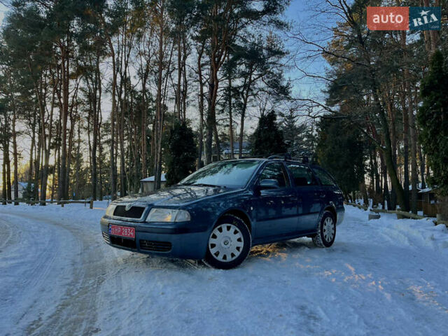 Синій Шкода Октавія, об'ємом двигуна 1.6 л та пробігом 260 тис. км за 5800 $, фото 1 на Automoto.ua