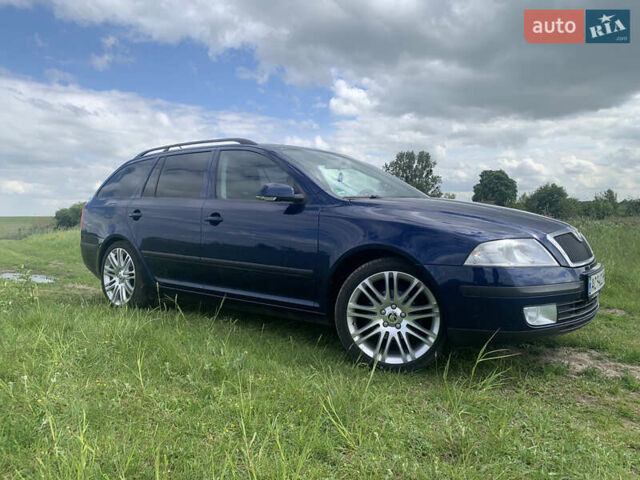 Синий Шкода Октавия, объемом двигателя 1.6 л и пробегом 308 тыс. км за 7500 $, фото 1 на Automoto.ua