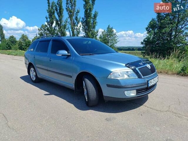 Синий Шкода Октавия, объемом двигателя 1.8 л и пробегом 225 тыс. км за 6700 $, фото 1 на Automoto.ua
