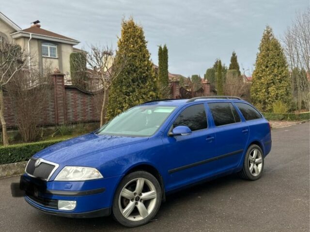 Синий Шкода Октавия, объемом двигателя 2 л и пробегом 281 тыс. км за 3399 $, фото 1 на Automoto.ua
