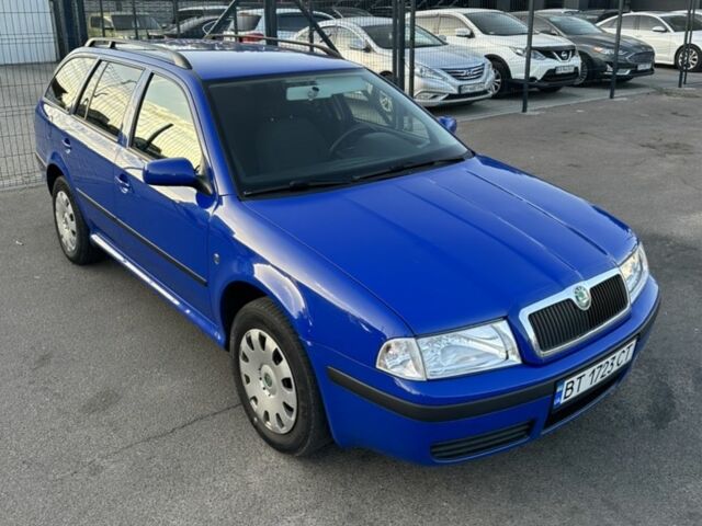 Синій Шкода Октавія, об'ємом двигуна 0.16 л та пробігом 180 тис. км за 6300 $, фото 1 на Automoto.ua