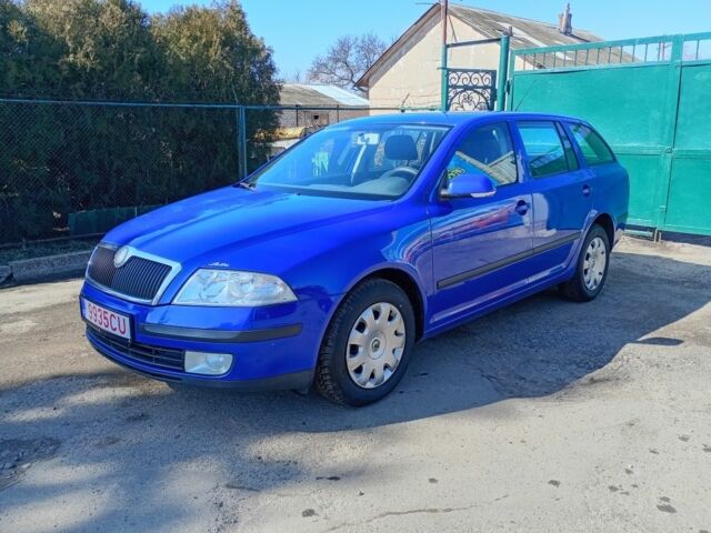 Синий Шкода Октавия, объемом двигателя 1.9 л и пробегом 299 тыс. км за 4000 $, фото 1 на Automoto.ua