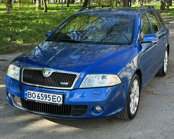Синий Шкода Октавия, объемом двигателя 2 л и пробегом 183 тыс. км за 8500 $, фото 1 на Automoto.ua