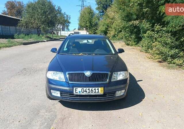 Шкода Октавія 2008 у Чернігові на Automoto.ua Синій Шкода Октавія, об'ємом двигуна 1.6 л та пробігом 244 тис. км за 7000 $, фото 1 на Automoto.ua