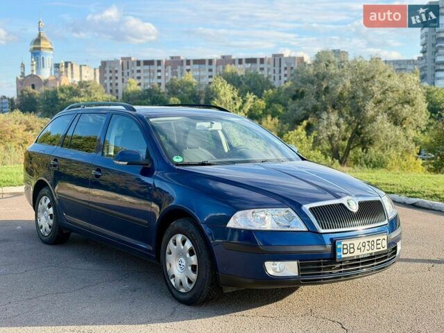 Синий Шкода Октавия, объемом двигателя 1.6 л и пробегом 217 тыс. км за 4900 $, фото 1 на Automoto.ua