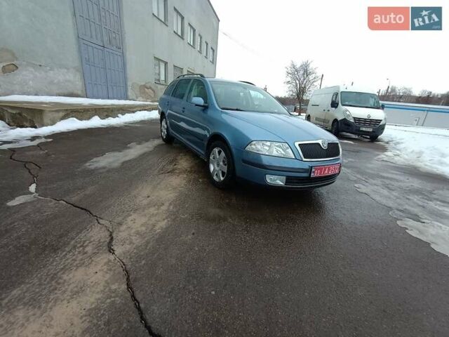 Синий Шкода Октавия, объемом двигателя 1.6 л и пробегом 182 тыс. км за 6750 $, фото 1 на Automoto.ua