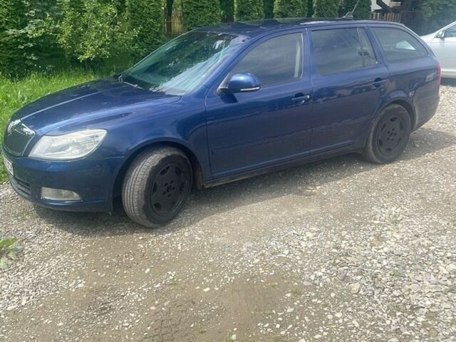 Синій Шкода Октавія, об'ємом двигуна 1.8 л та пробігом 208 тис. км за 4700 $, фото 1 на Automoto.ua