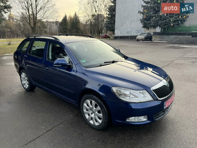 Синий Шкода Октавия, объемом двигателя 1.8 л и пробегом 157 тыс. км за 6400 $, фото 1 на Automoto.ua