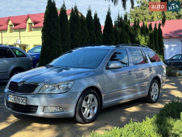 Синий Шкода Октавия, объемом двигателя 1.99 л и пробегом 291 тыс. км за 7900 $, фото 1 на Automoto.ua