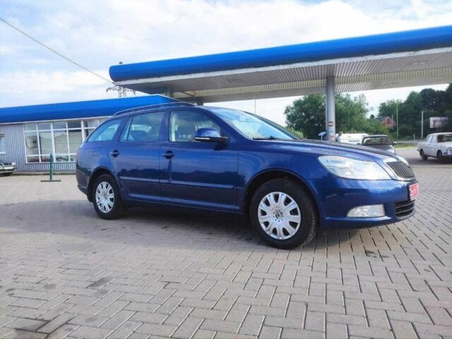 Синий Шкода Октавия, объемом двигателя 1.4 л и пробегом 200 тыс. км за 6500 $, фото 1 на Automoto.ua