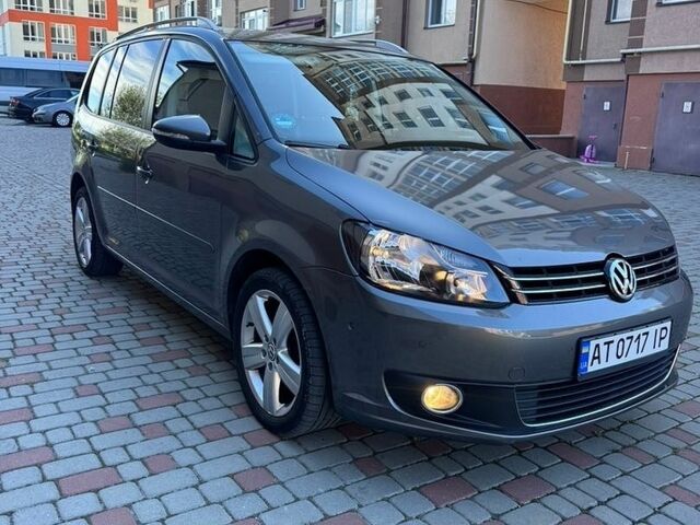 Синий Шкода Октавия, объемом двигателя 1.6 л и пробегом 185 тыс. км за 5950 $, фото 1 на Automoto.ua