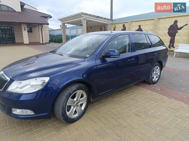 Синий Шкода Октавия, объемом двигателя 1.8 л и пробегом 181 тыс. км за 9100 $, фото 1 на Automoto.ua
