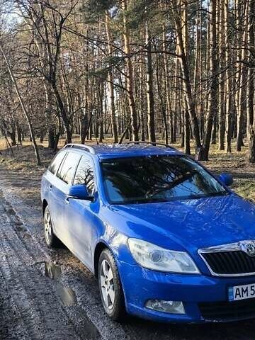 Синий Шкода Октавия, объемом двигателя 1.8 л и пробегом 353 тыс. км за 5400 $, фото 1 на Automoto.ua