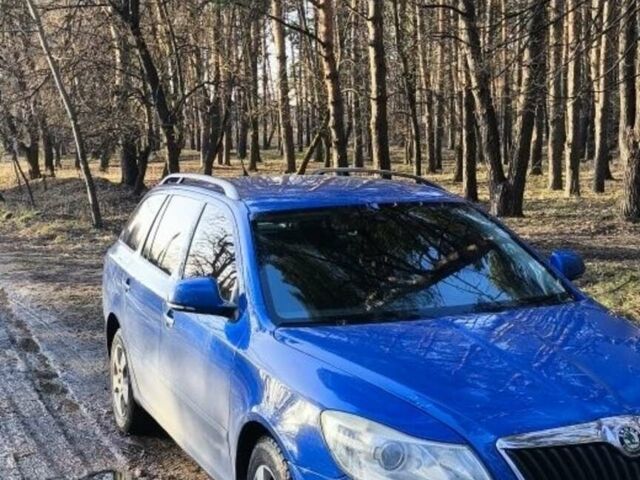 Синий Шкода Октавия, объемом двигателя 1.8 л и пробегом 353 тыс. км за 5200 $, фото 1 на Automoto.ua