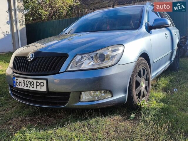 Синій Шкода Октавія, об'ємом двигуна 1.8 л та пробігом 290 тис. км за 8212 $, фото 1 на Automoto.ua