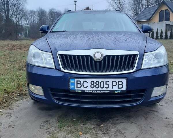 Синий Шкода Октавия, объемом двигателя 0 л и пробегом 250 тыс. км за 6200 $, фото 1 на Automoto.ua