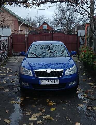 Синій Шкода Октавія, об'ємом двигуна 1.6 л та пробігом 205 тис. км за 7150 $, фото 1 на Automoto.ua