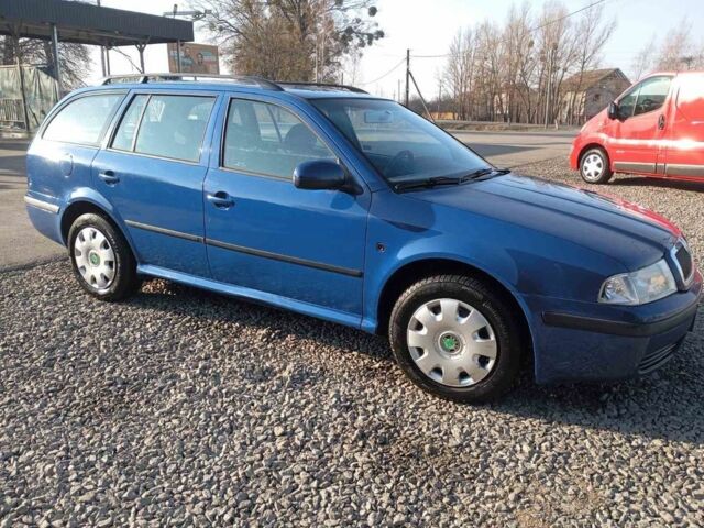 Синій Шкода Октавія, об'ємом двигуна 1.6 л та пробігом 290 тис. км за 3700 $, фото 1 на Automoto.ua