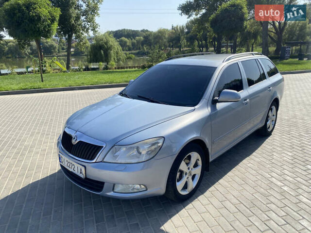 Синий Шкода Октавия, объемом двигателя 1.39 л и пробегом 230 тыс. км за 5650 $, фото 1 на Automoto.ua