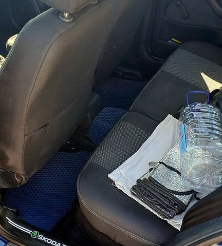 Синий Шкода Октавия, объемом двигателя 1.6 л и пробегом 176 тыс. км за 6000 $, фото 1 на Automoto.ua